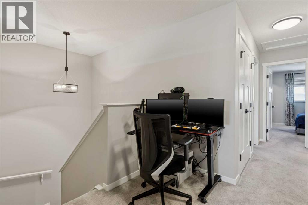 293 Masters Avenue SE - 32