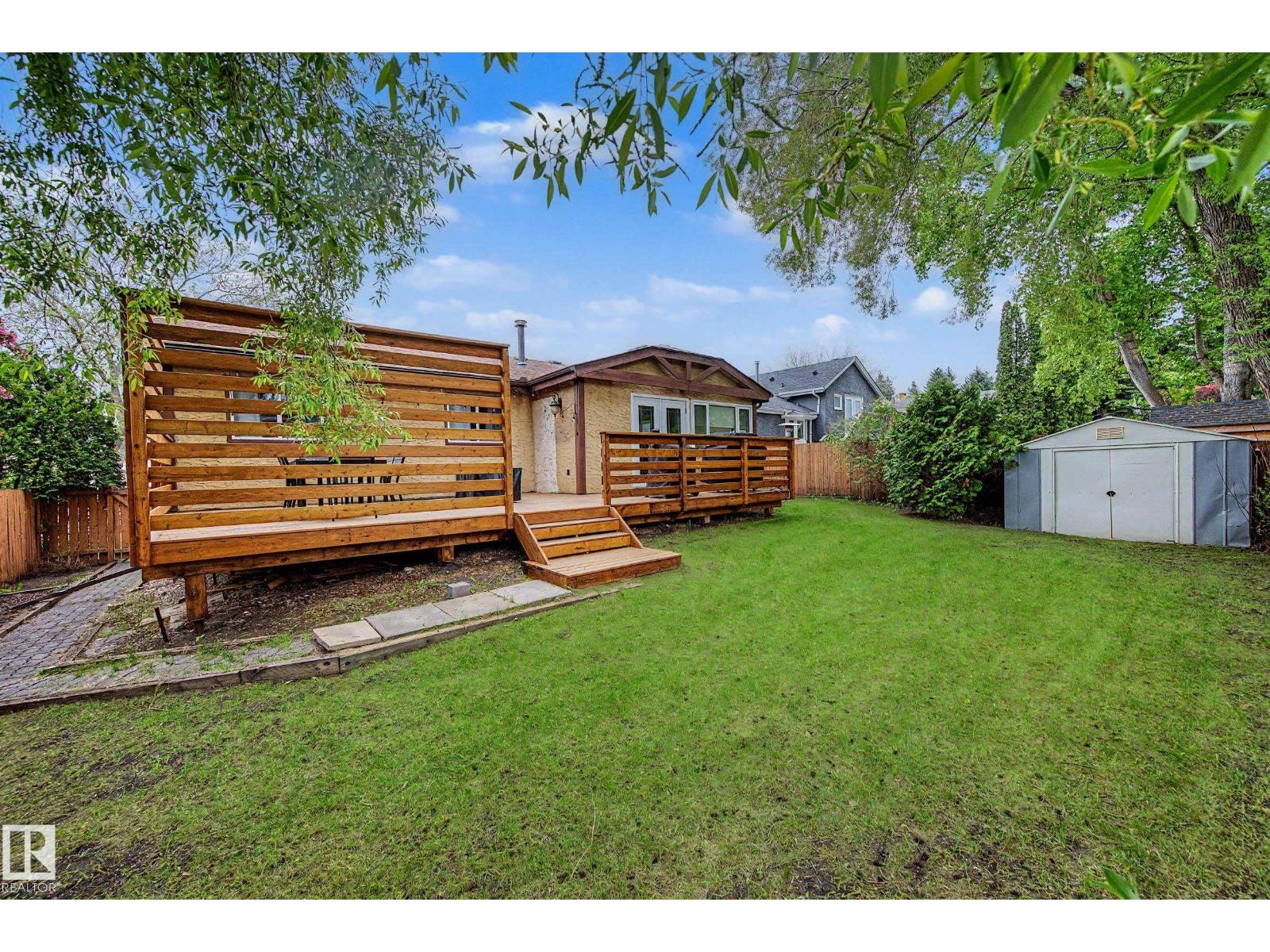 5 WILLOWBROOK CR - 42