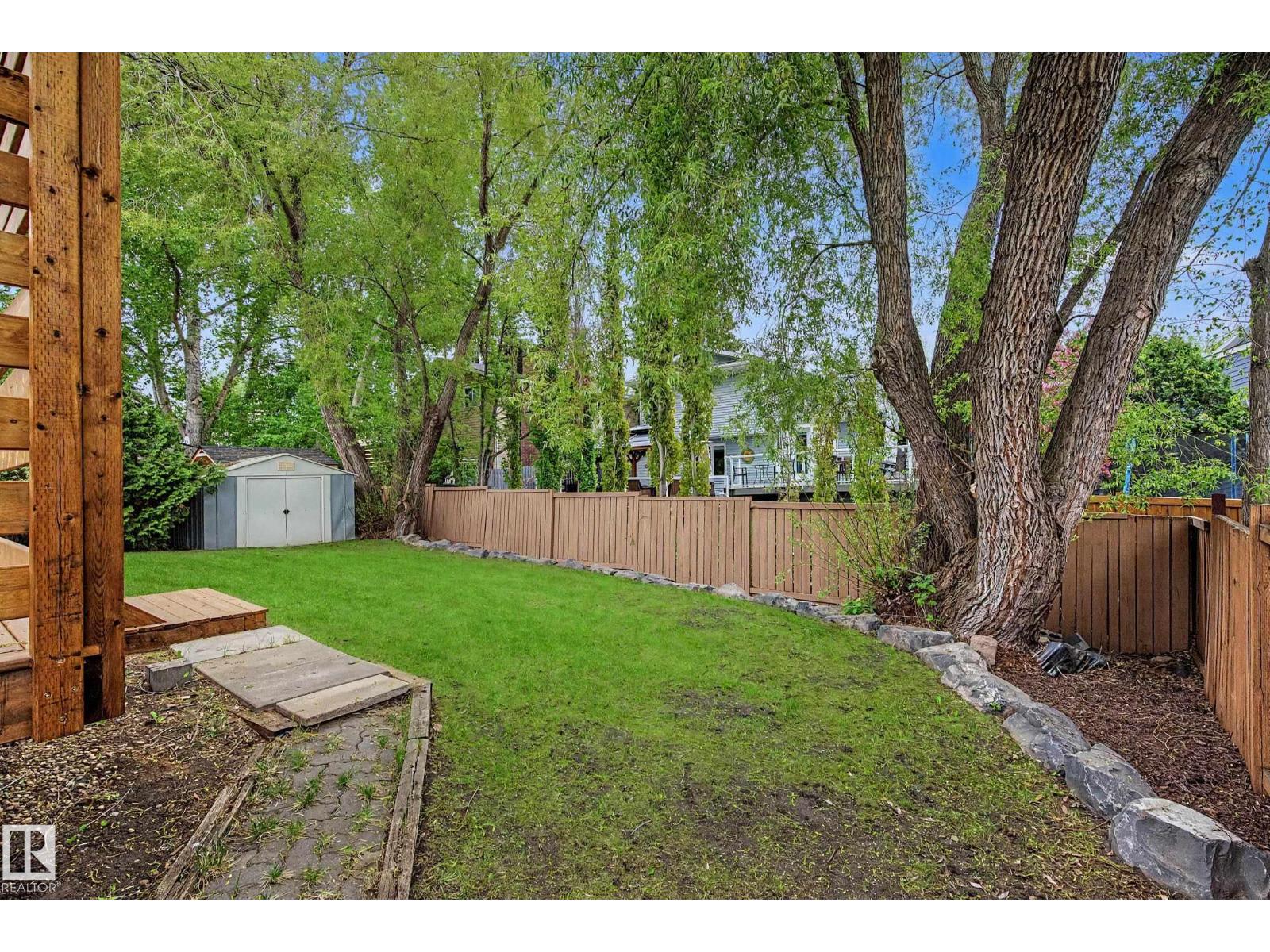 5 WILLOWBROOK CR - 45