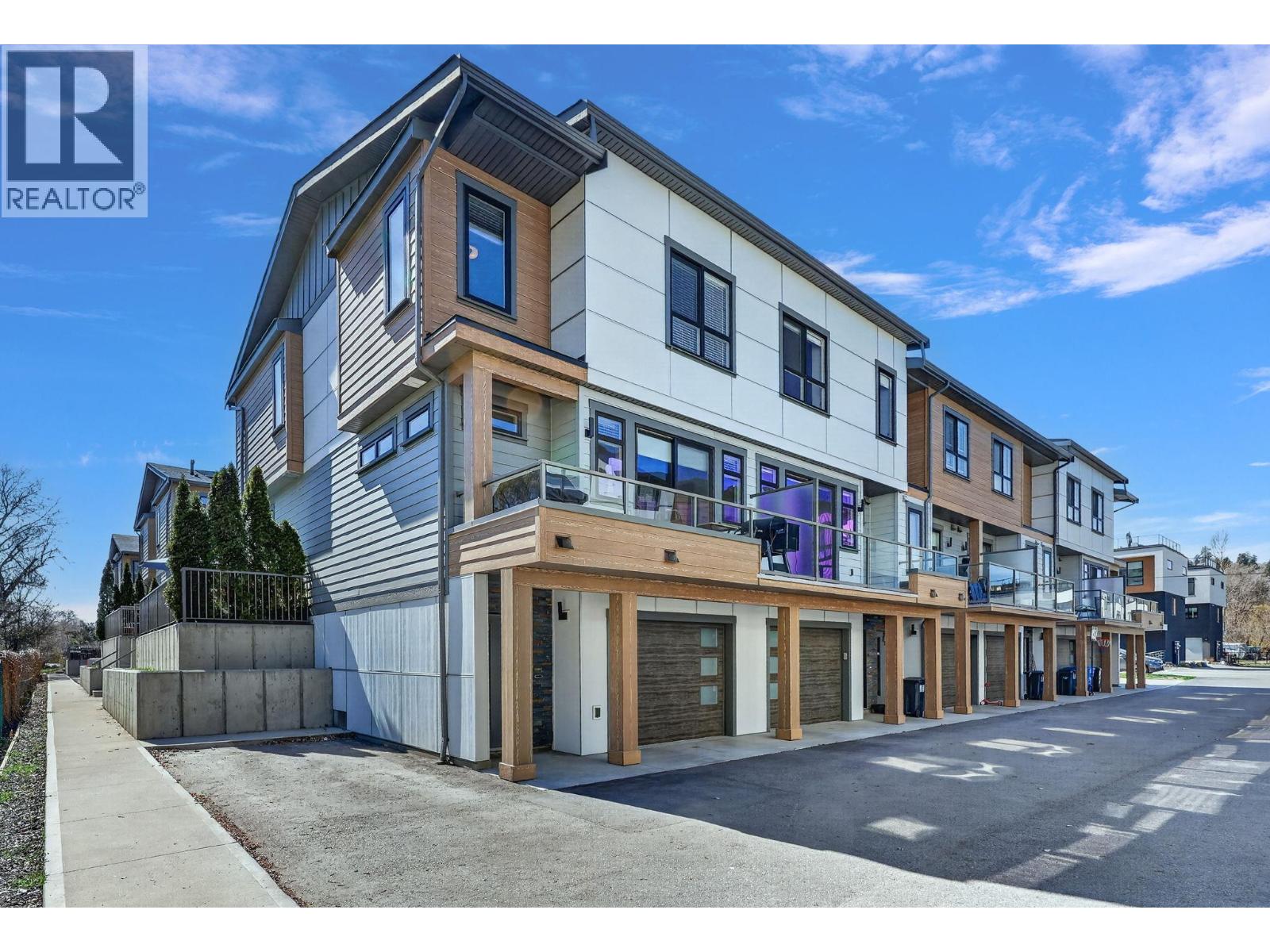 #201-11581 Rogers Road, Lake Country