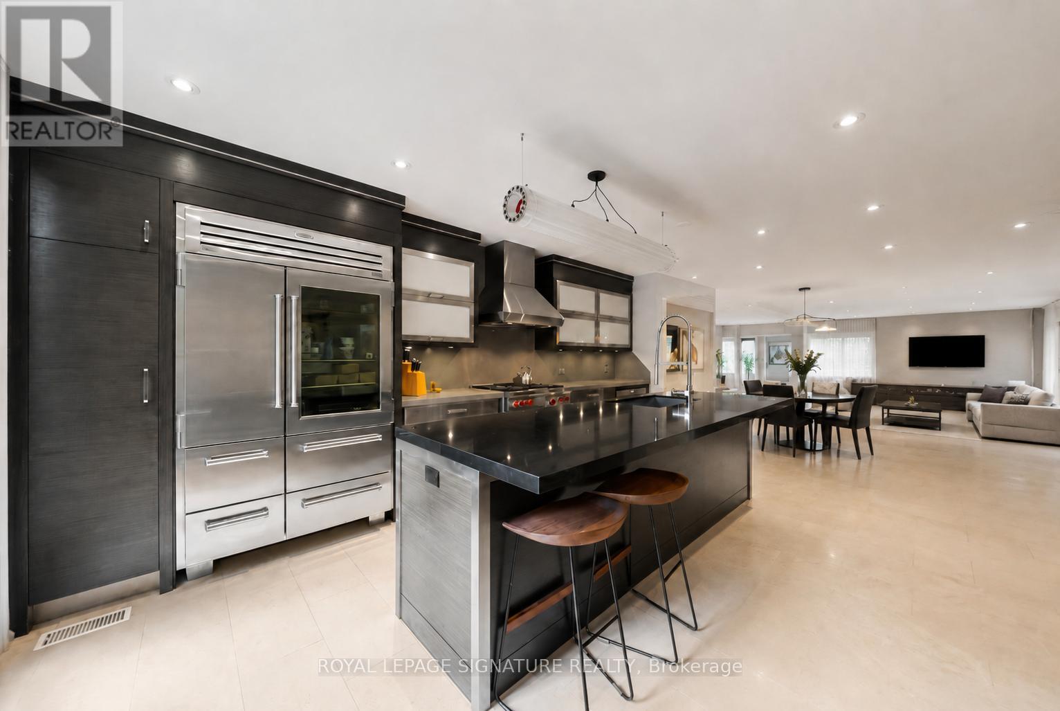 230 STRATHALLAN WOOD - 18