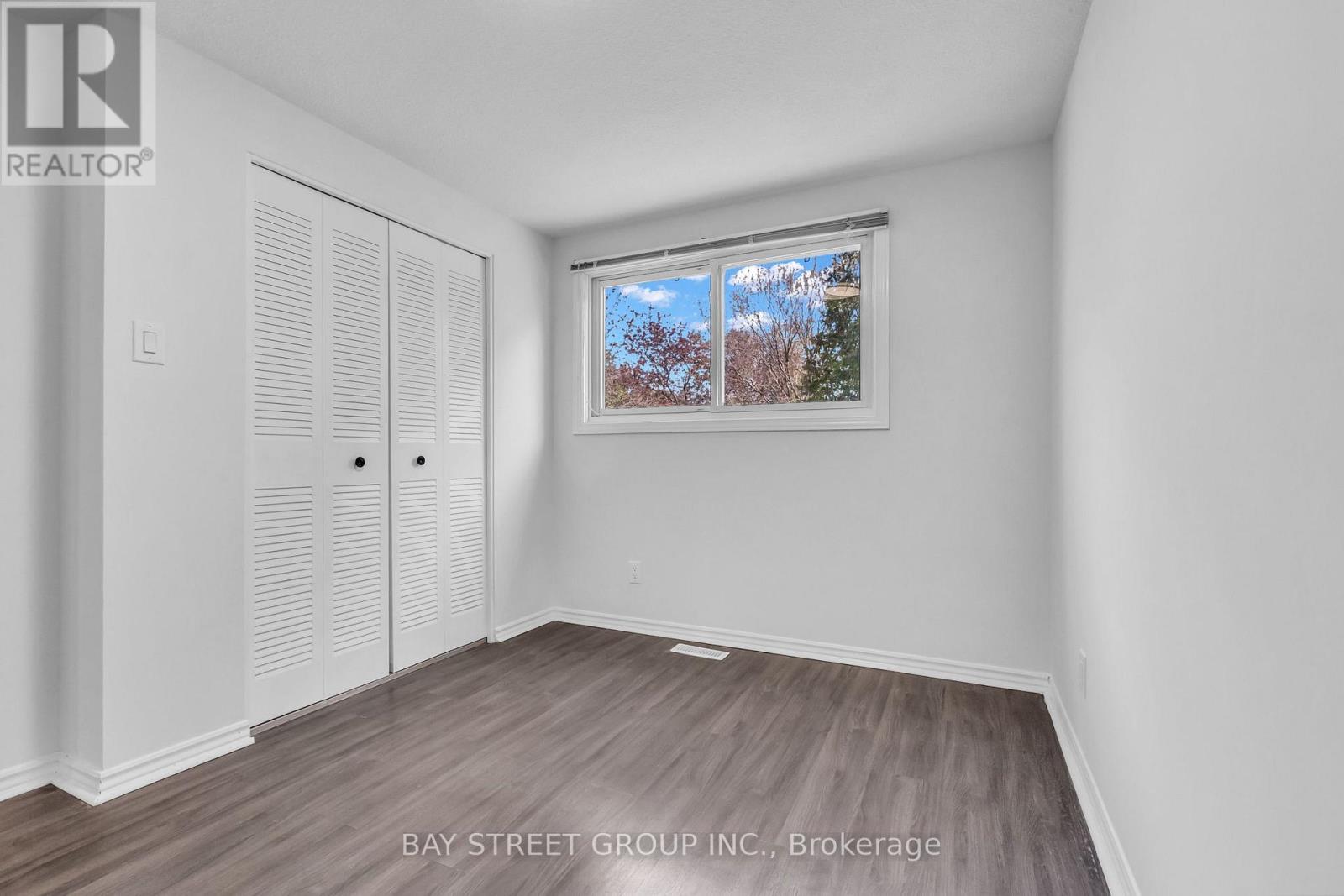 66 AMOS AVENUE - 19