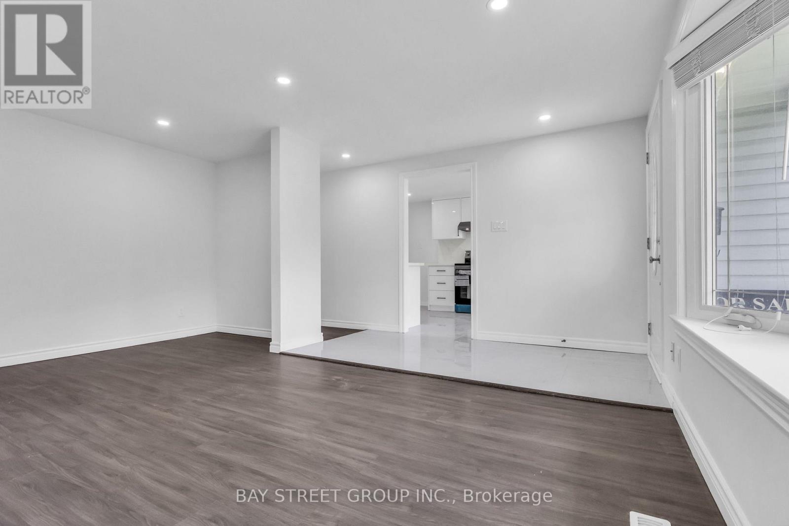66 AMOS AVENUE - 9