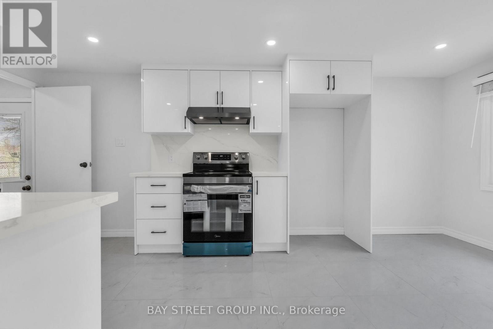 66 AMOS AVENUE - 12