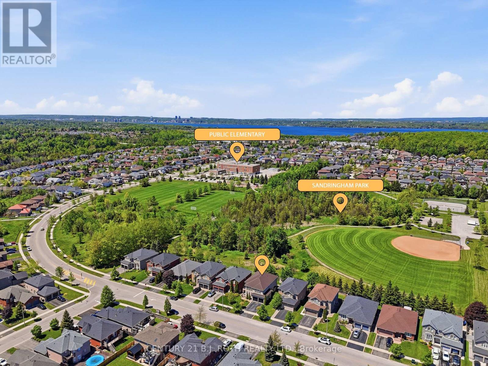 115 SANDRINGHAM DRIVE - 36