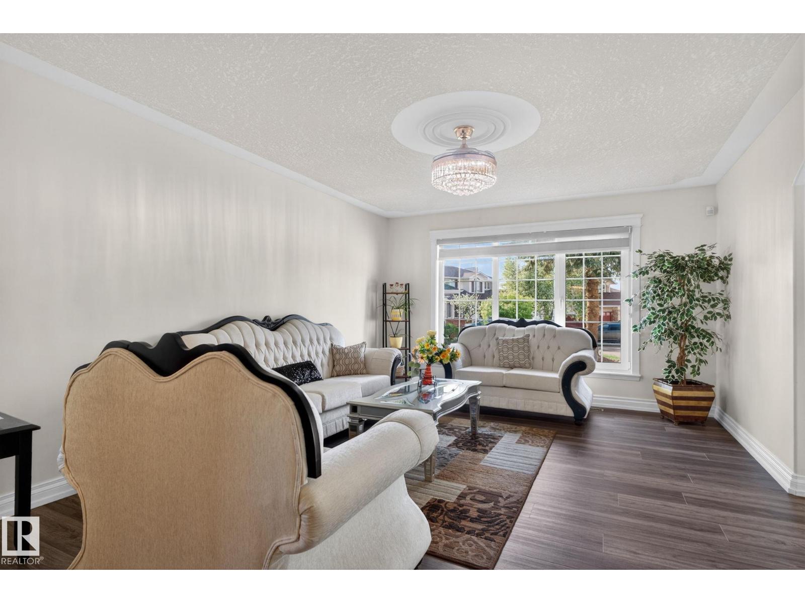 4615 43A AV NW - 10