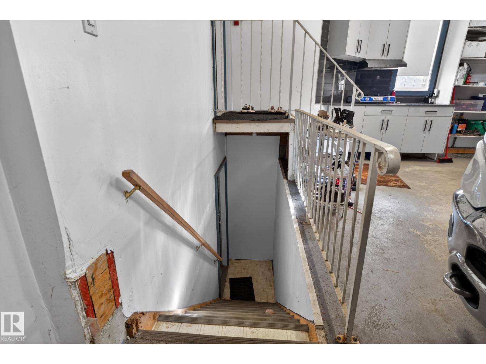 4615 43A AV NW - 35