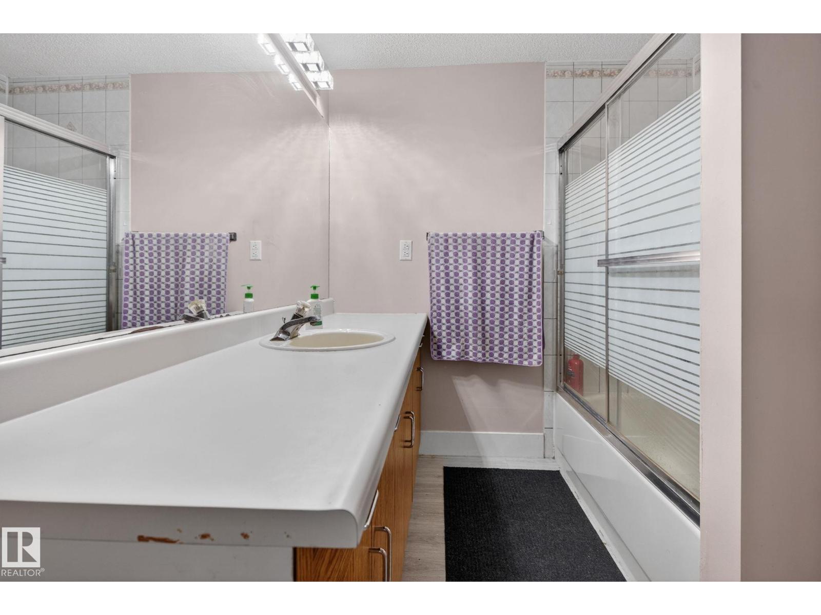 4615 43A AV NW - 64