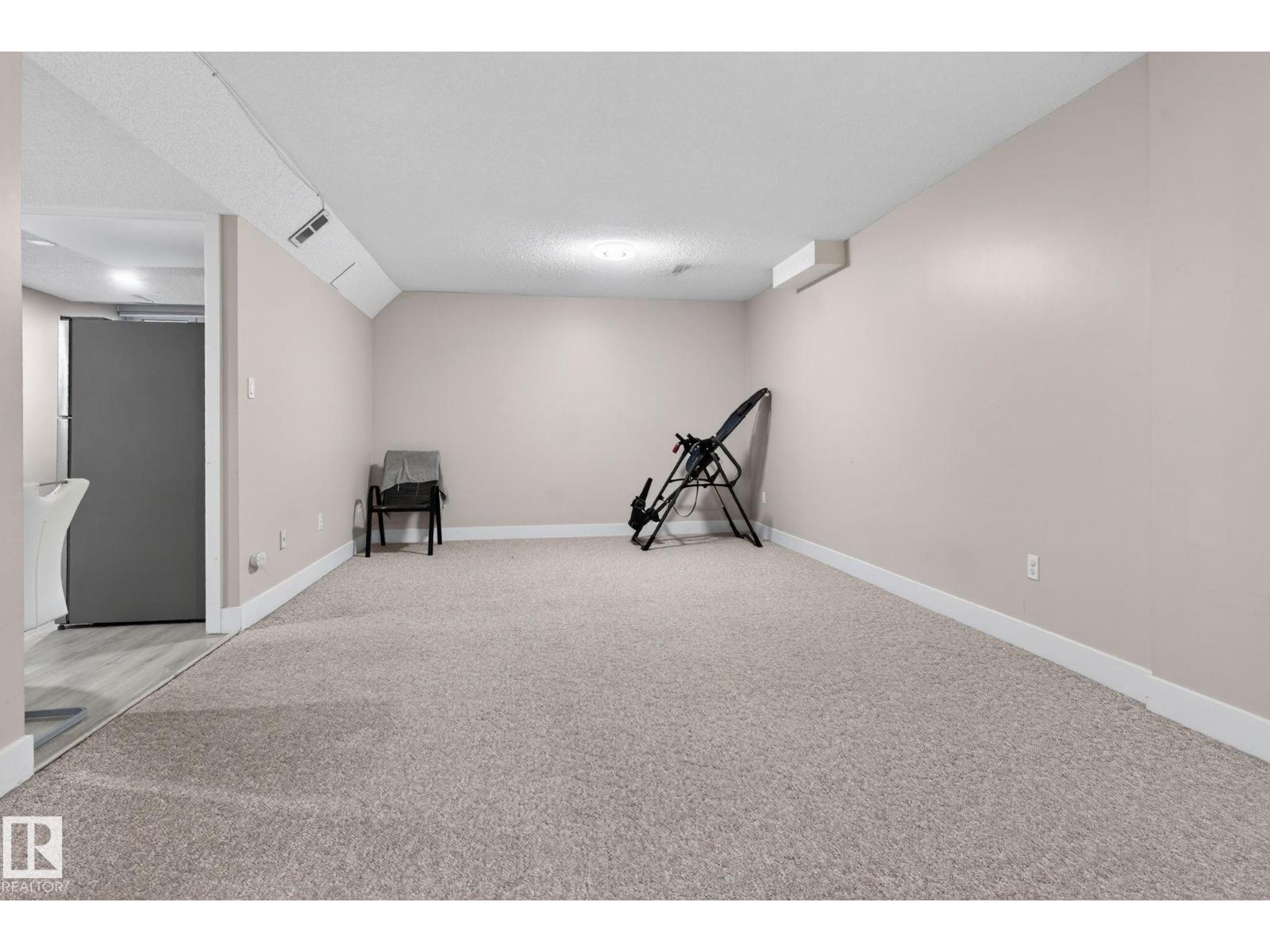 4615 43A AV NW - 58
