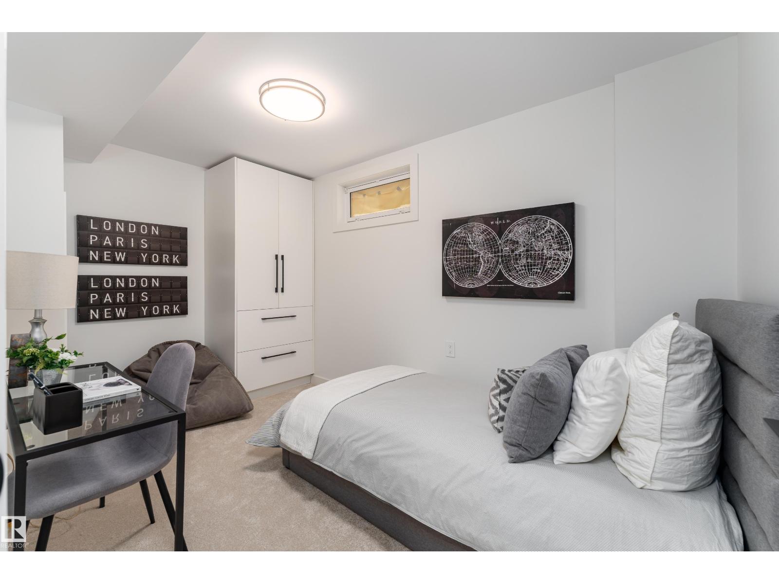 8728 72 ST NW - 28