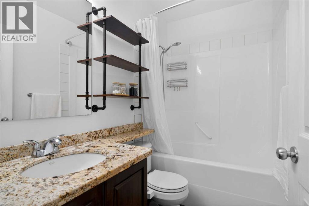#105 10033 166 Street NW - 23