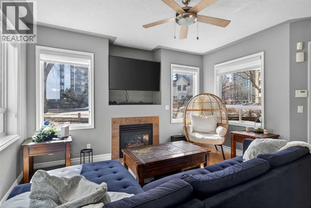 #105 10033 166 Street NW - 17