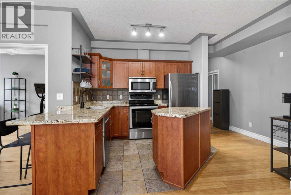 #105 10033 166 Street NW - 8