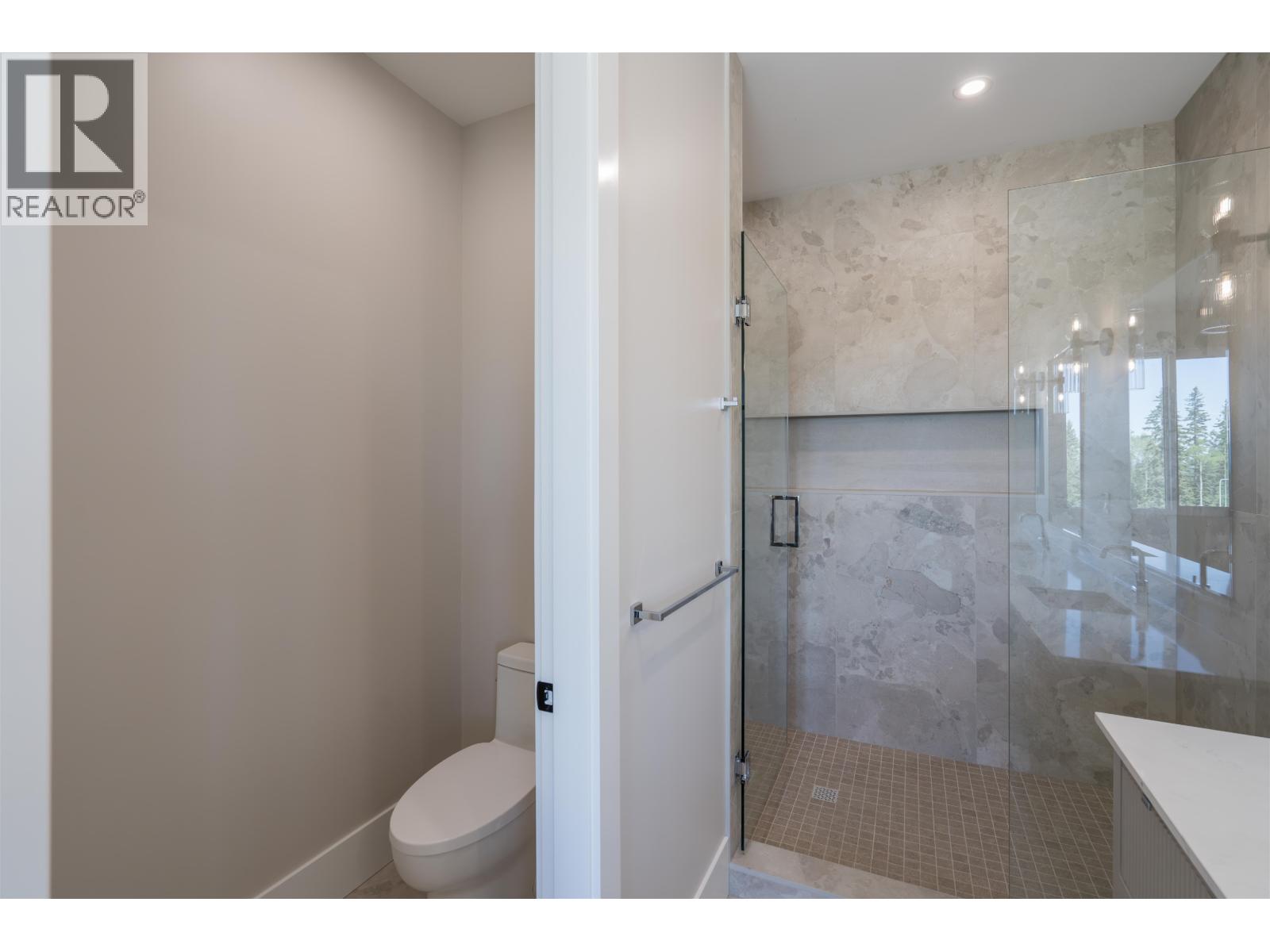 5053 HEADLANDS HEIGHTS - 10