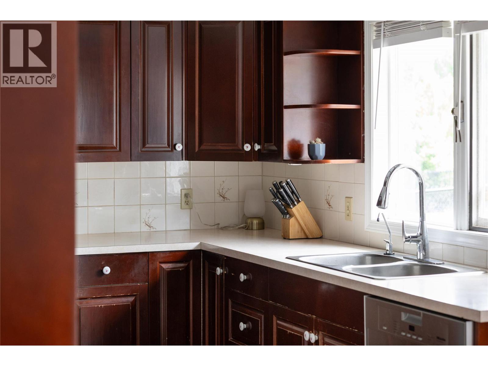 1078 Mt. Baldur Drive, Vernon