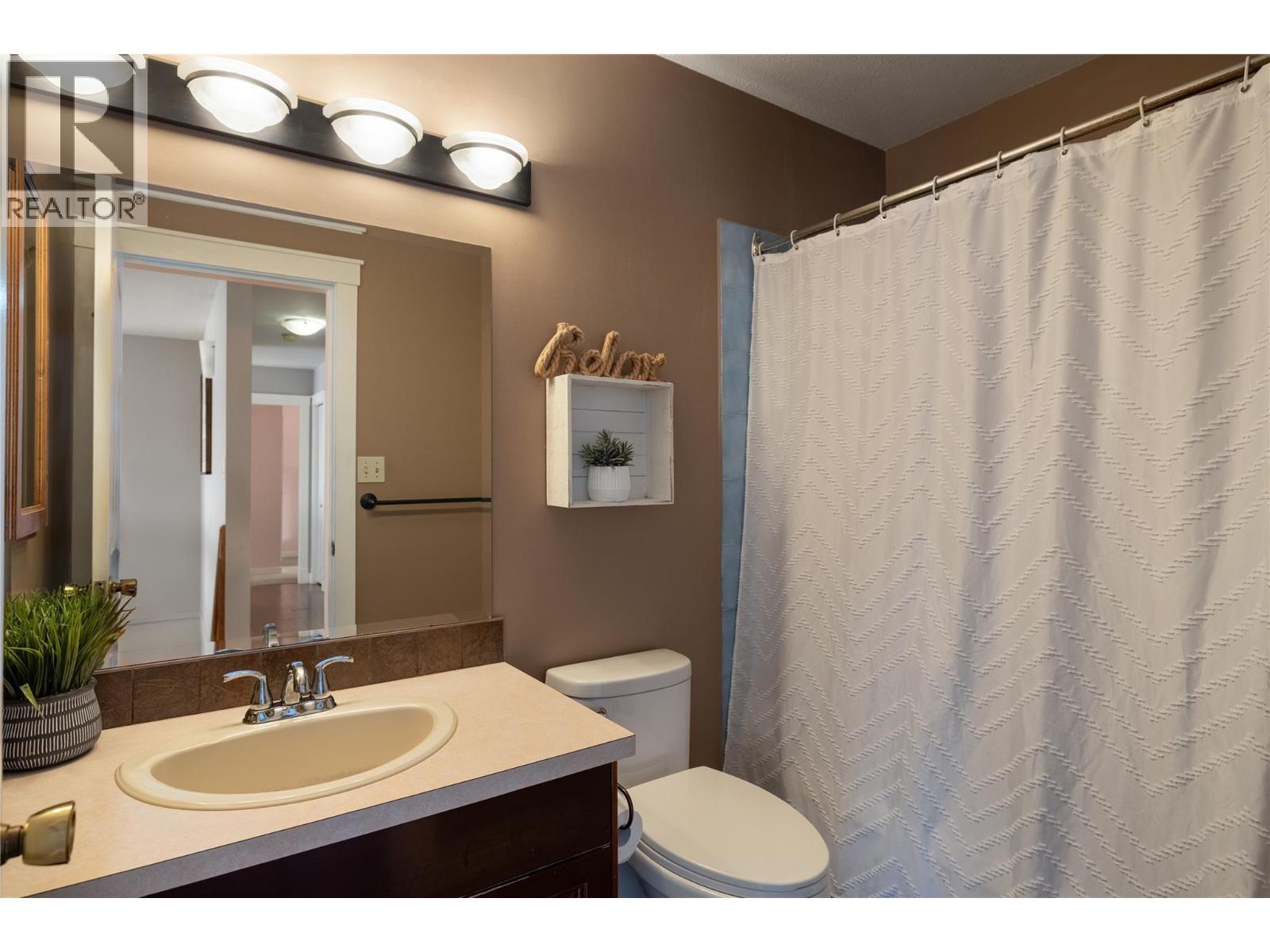 1078 Mt. Baldur Drive, Vernon