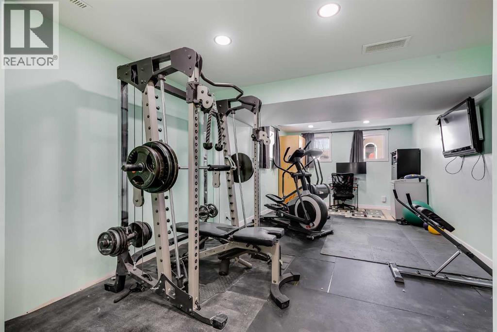 24 Elgin Meadows Manor SE - 17