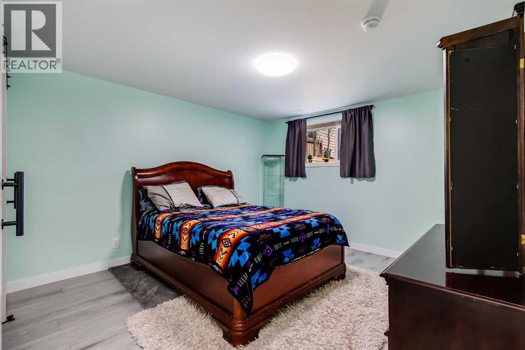 24 Elgin Meadows Manor SE - 21