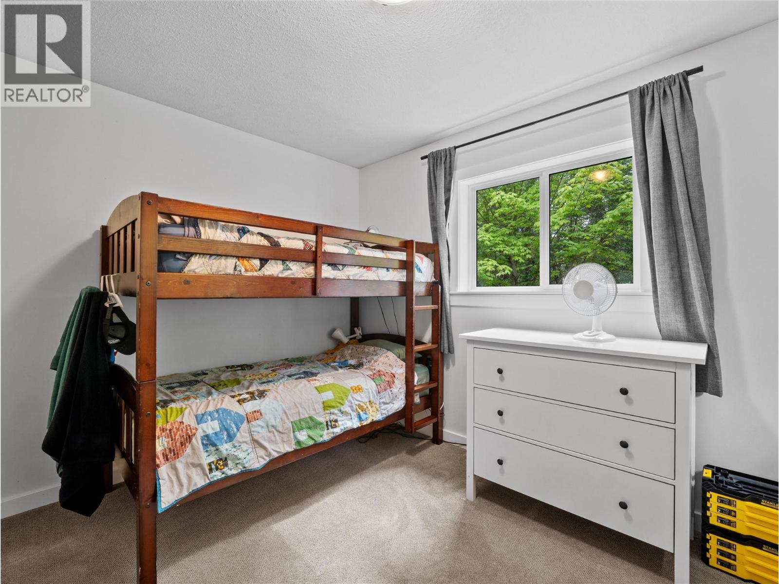  5150 49 Street Northwest, Salmon Arm