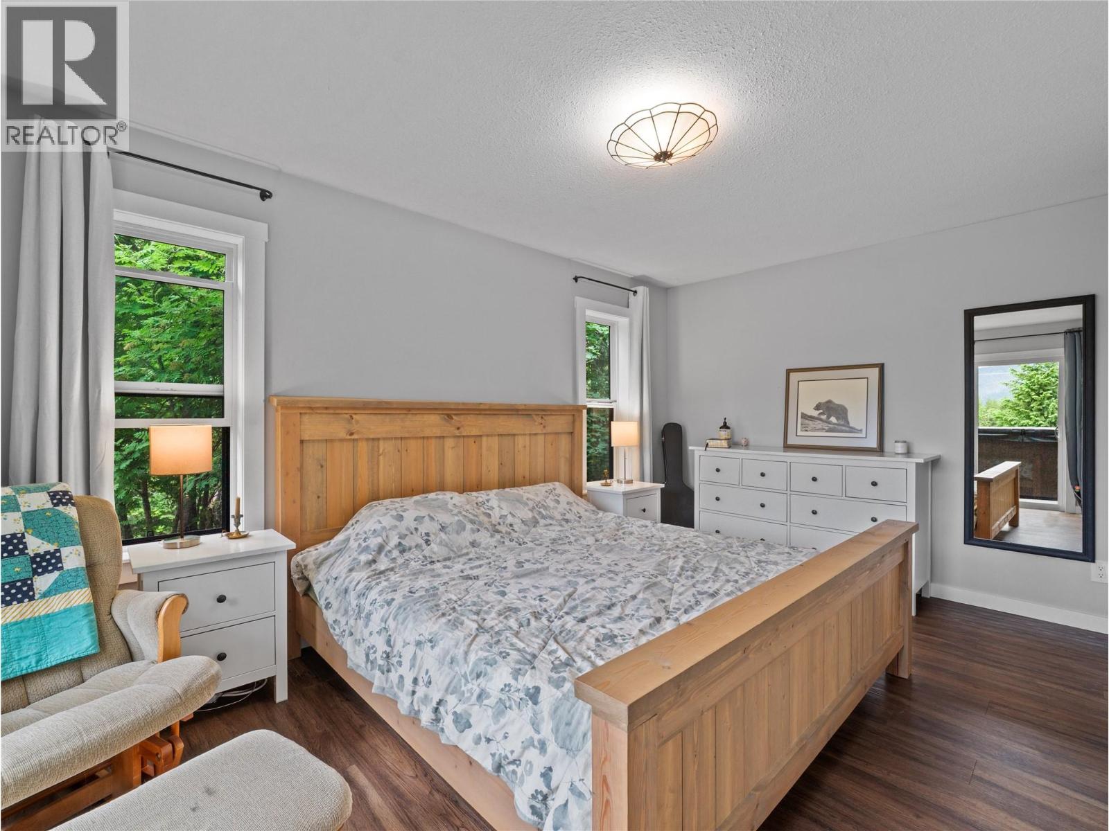  5150 49 Street Northwest, Salmon Arm