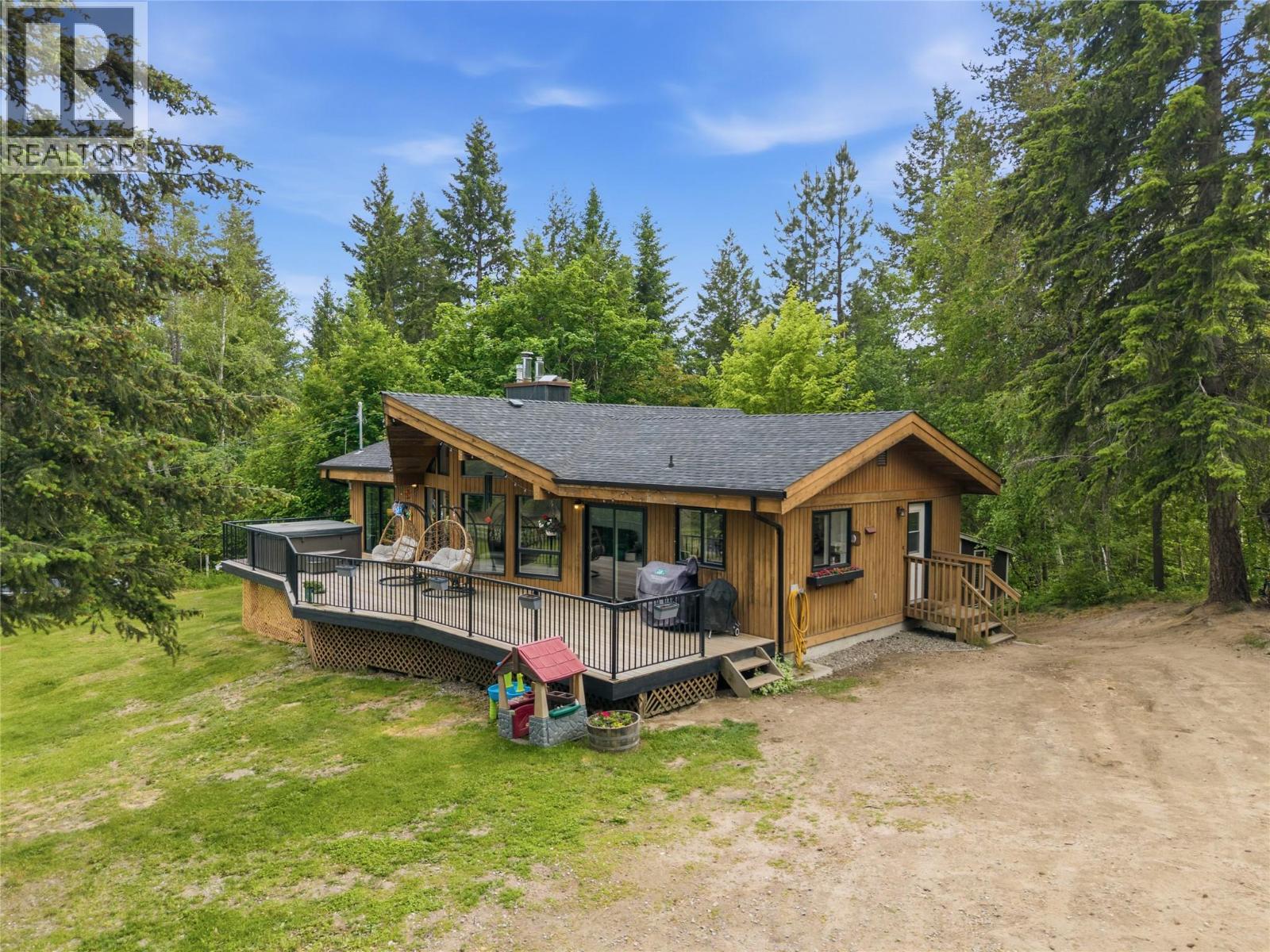  5150 49 Street Northwest, Salmon Arm