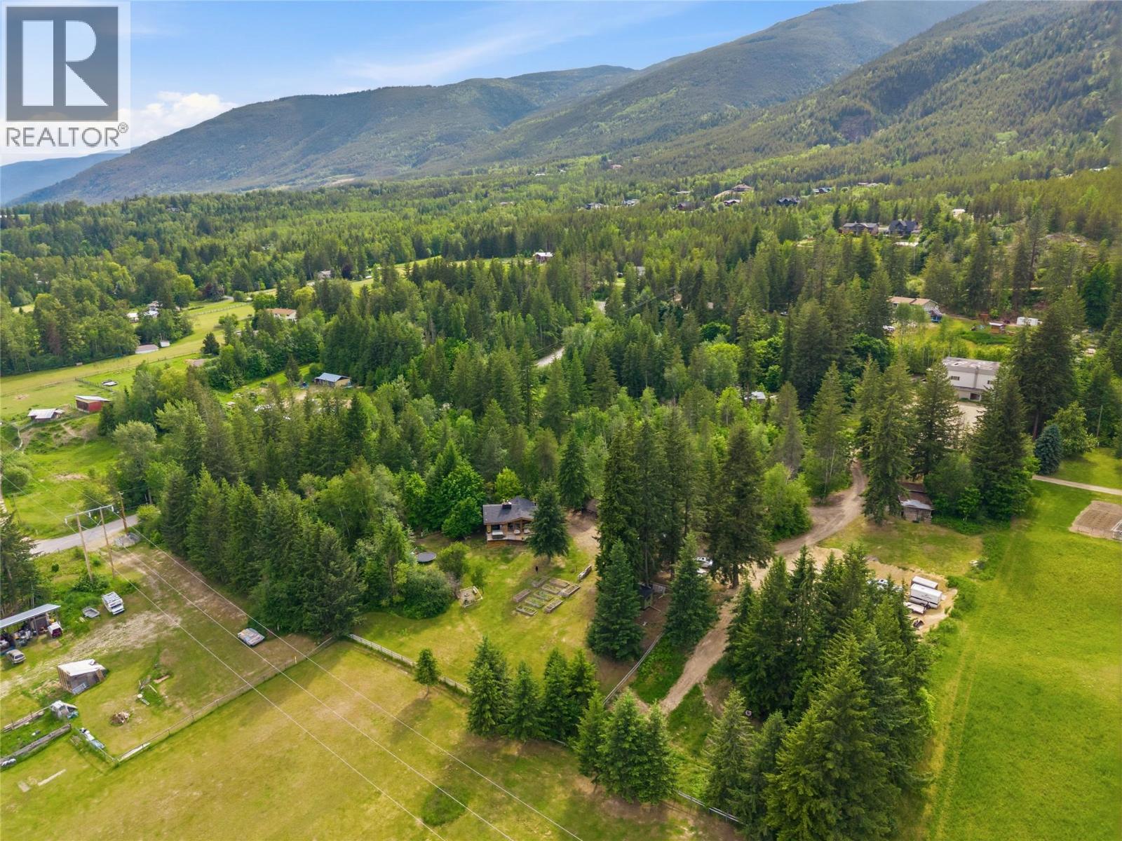  5150 49 Street Northwest, Salmon Arm