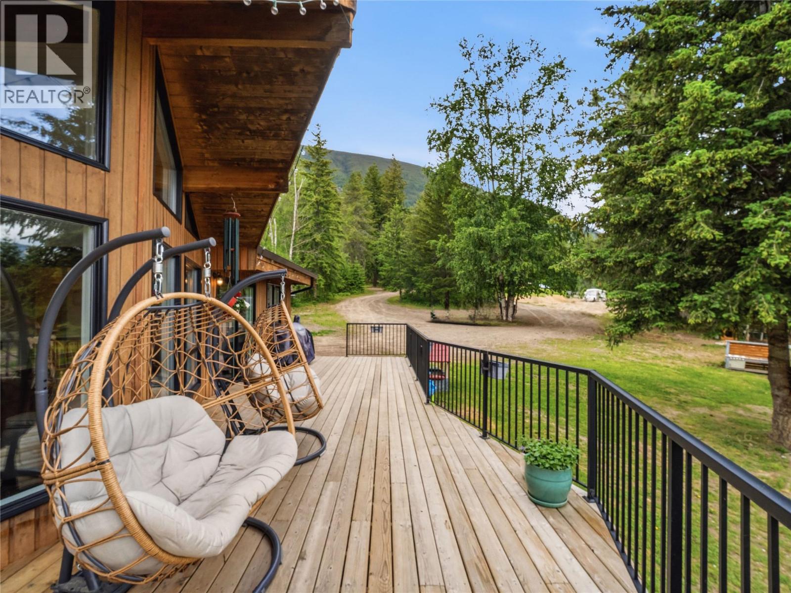  5150 49 Street Northwest, Salmon Arm