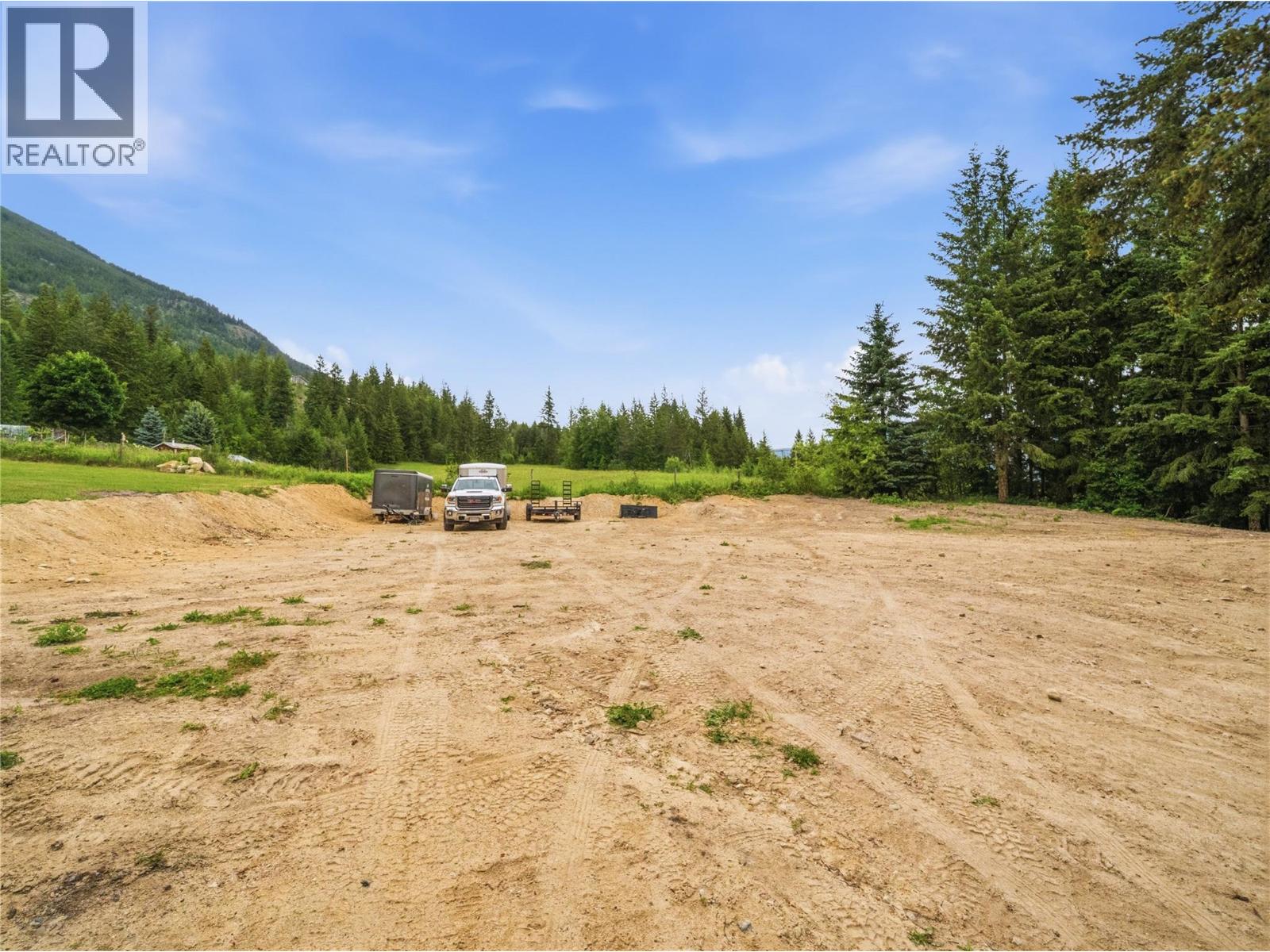  5150 49 Street Northwest, Salmon Arm