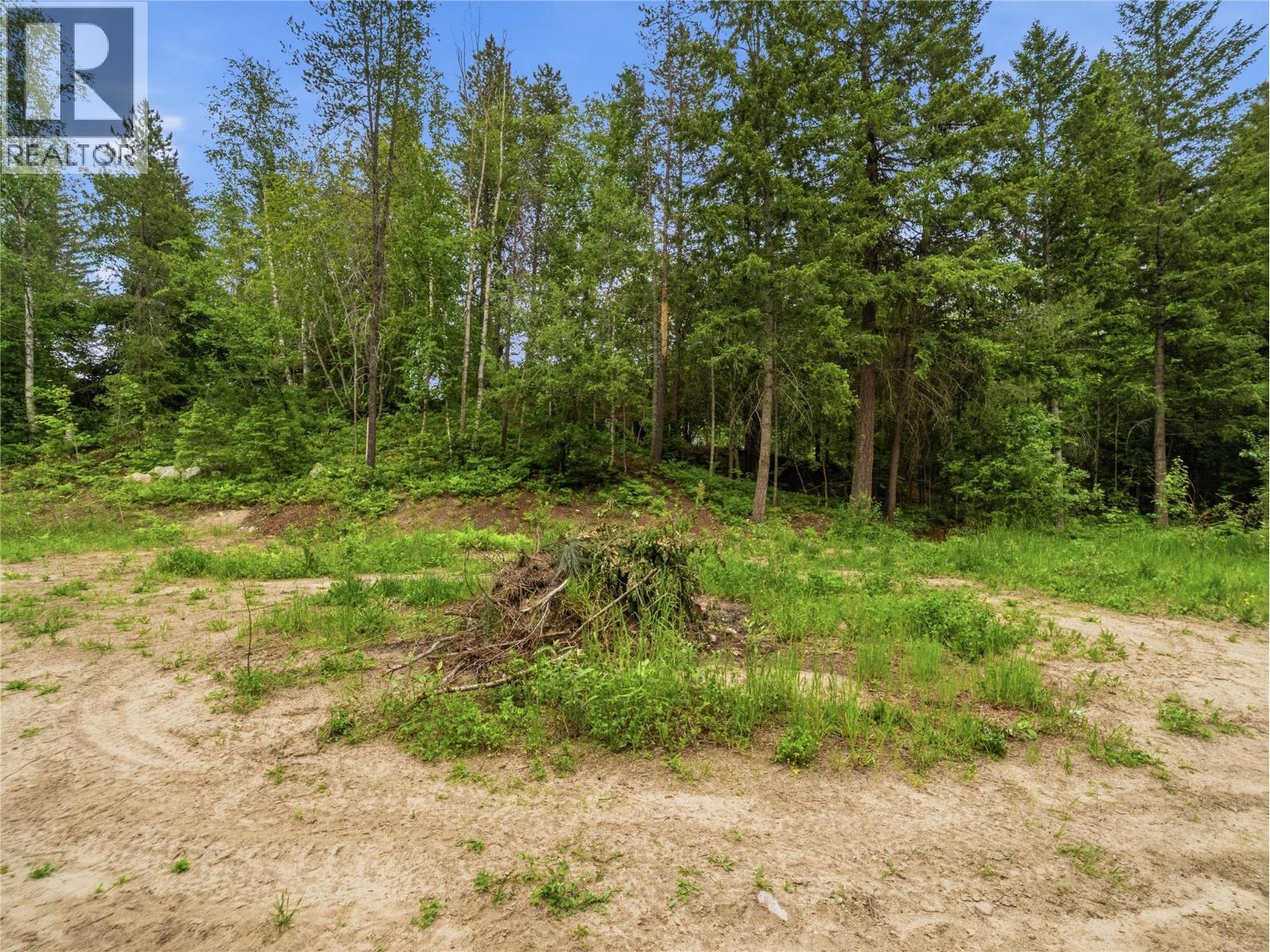  5150 49 Street Northwest, Salmon Arm