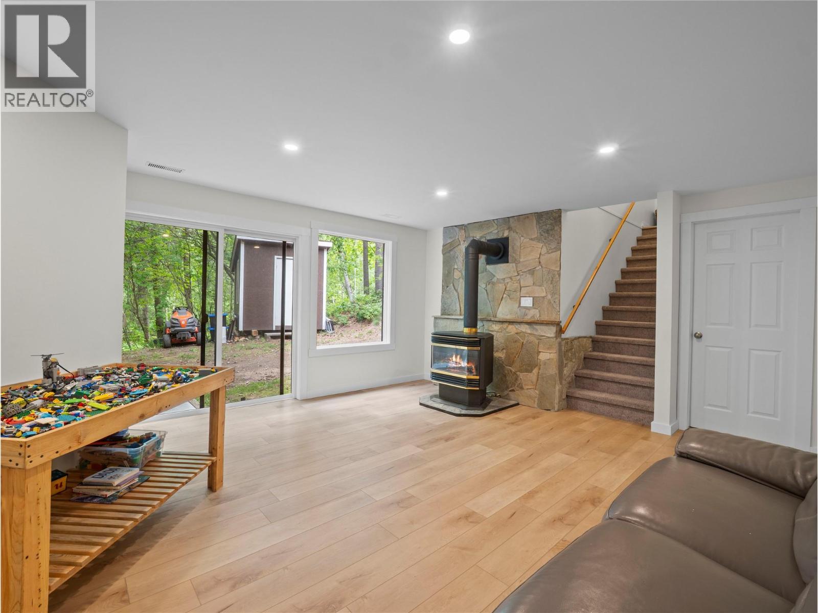  5150 49 Street Northwest, Salmon Arm