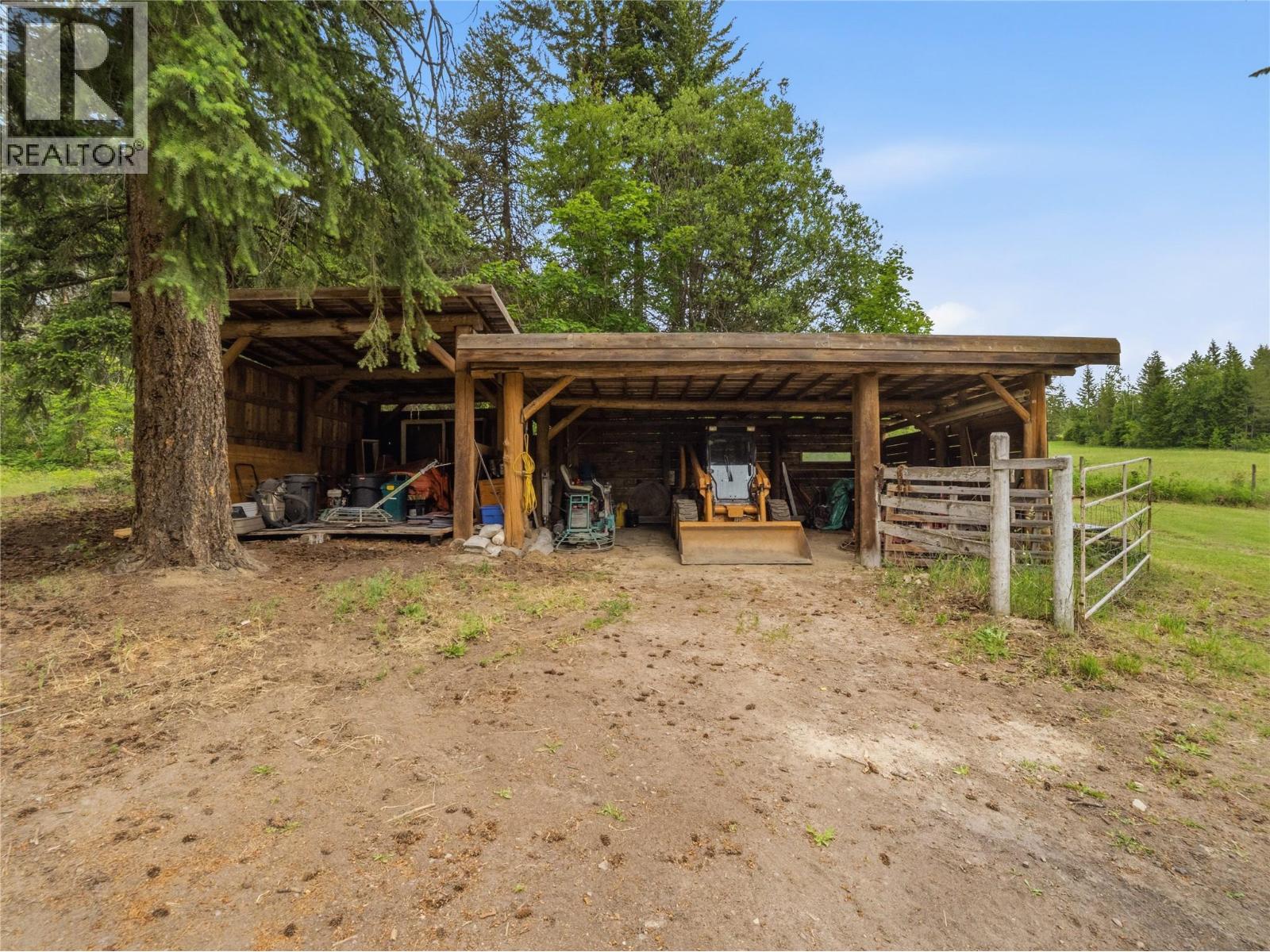  5150 49 Street Northwest, Salmon Arm
