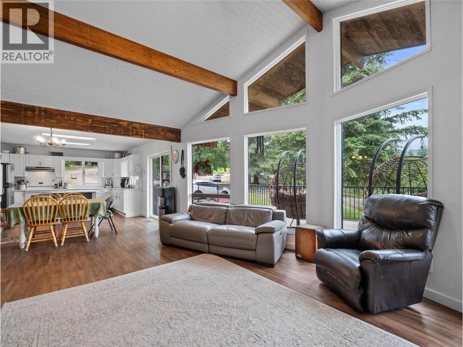  5150 49 Street Northwest, Salmon Arm