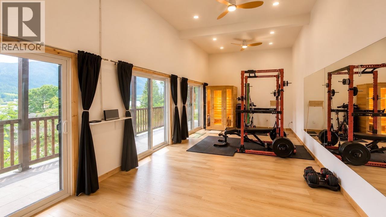 6421 Sunshine Drive - main photo