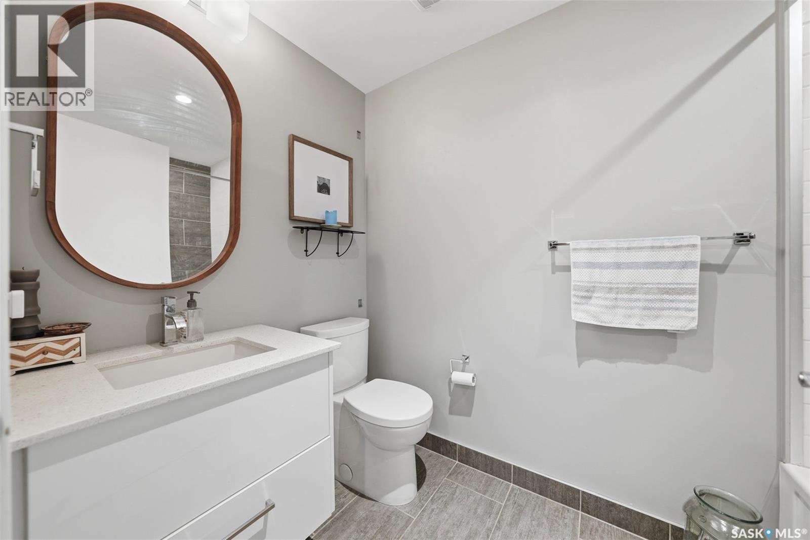 #409 409 B AVENUE S - 14