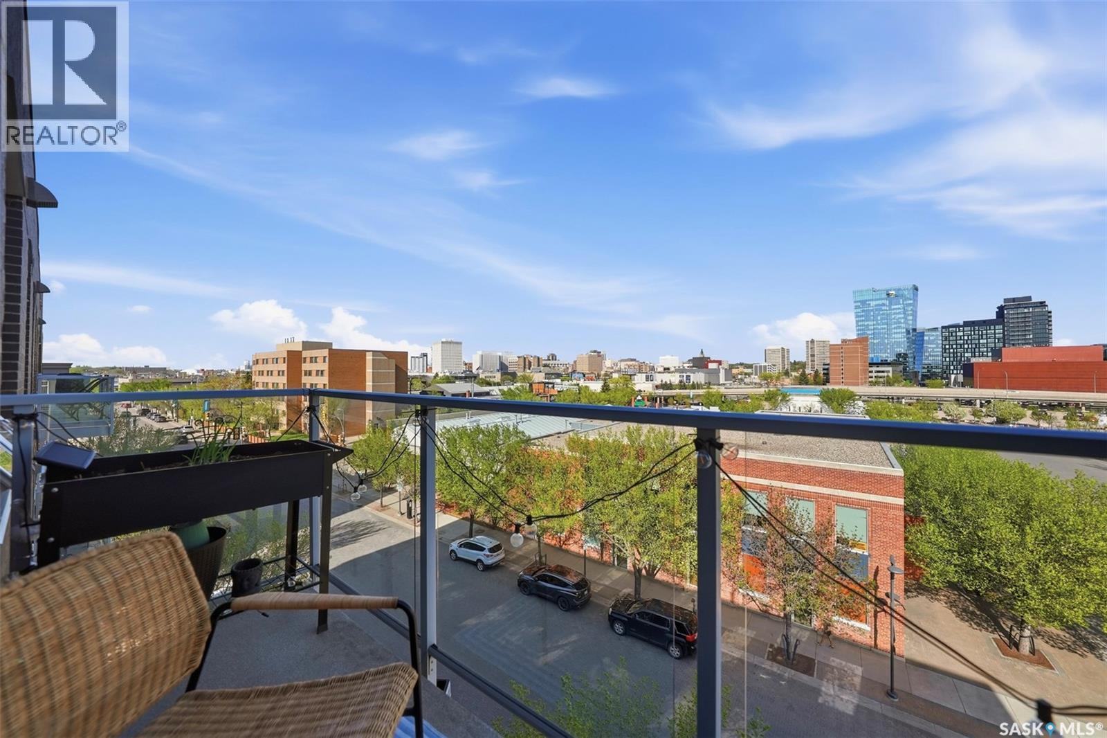 #409 409 B AVENUE S - 15