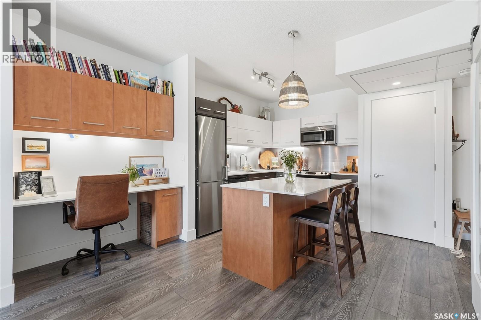 #409 409 B AVENUE S - Image 3