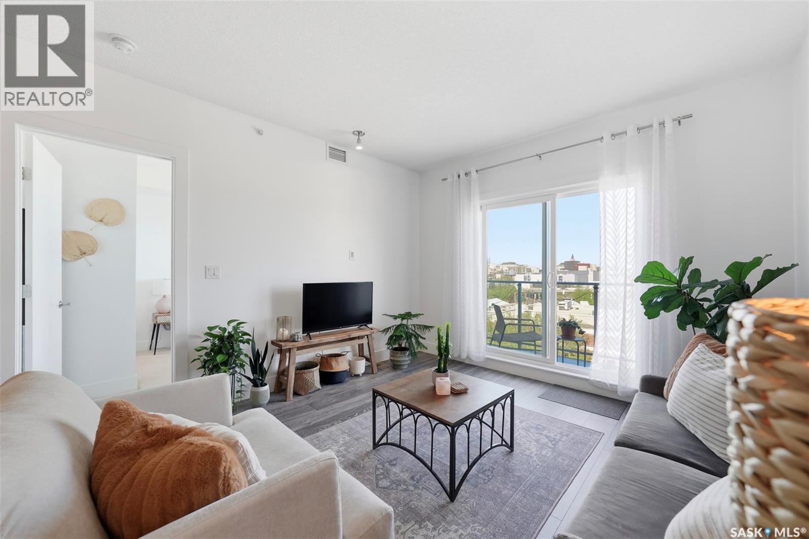 #409 409 B AVENUE S - 6
