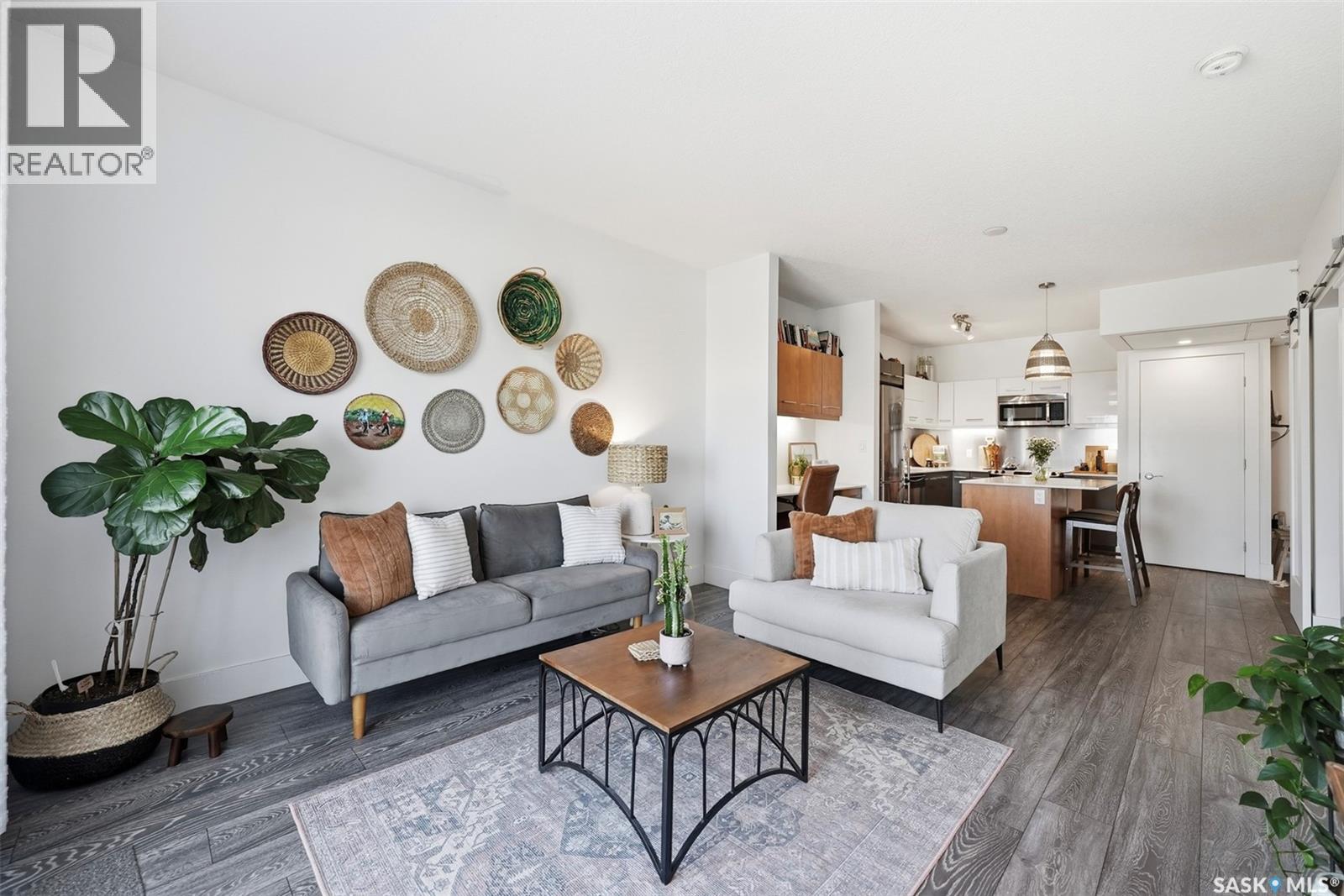 #409 409 B AVENUE S - 8