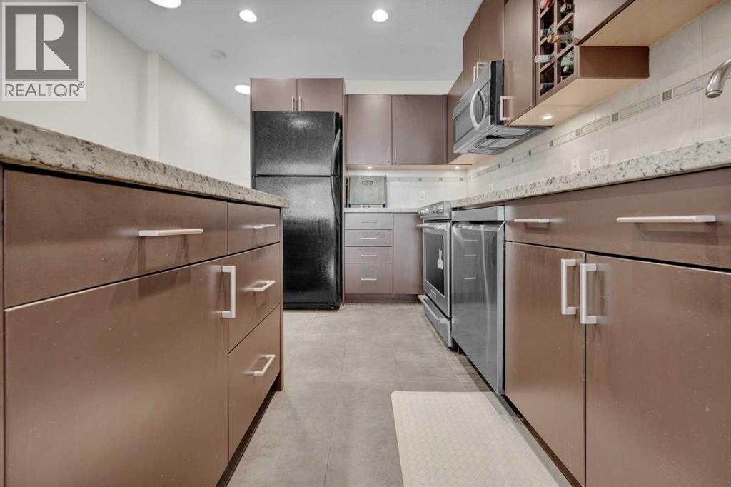 #2203 77 Spruce Place SW - 10