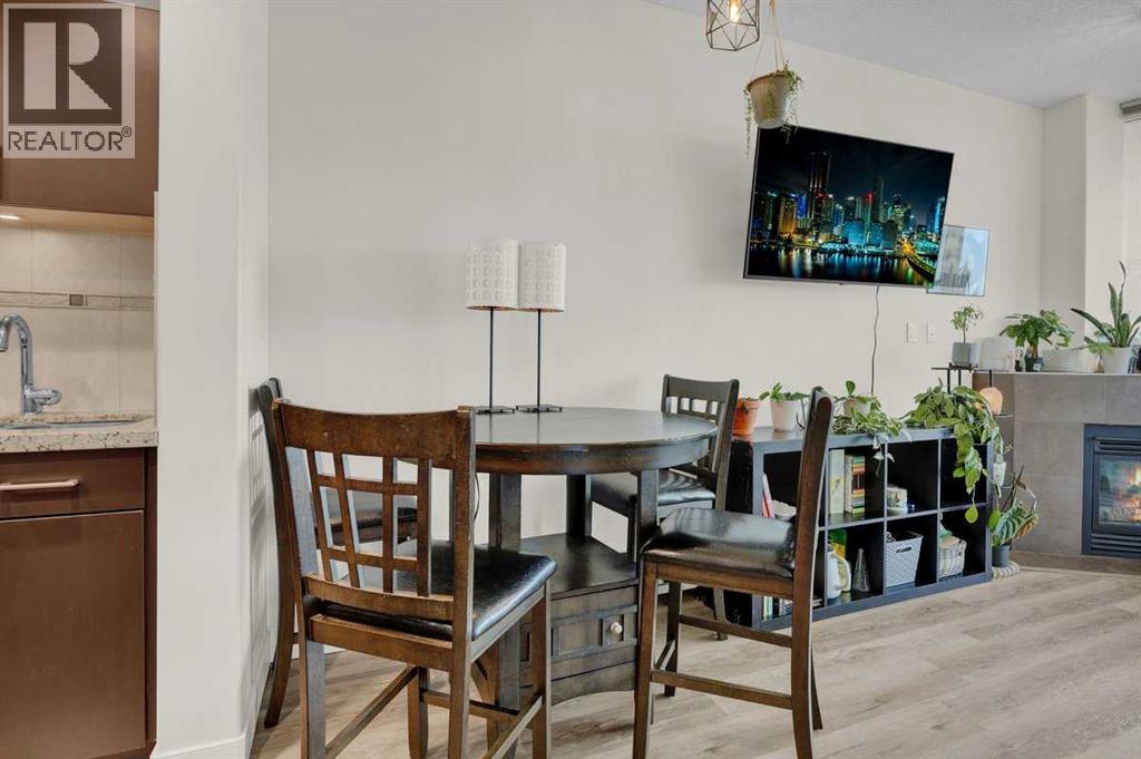 #2203 77 Spruce Place SW - 11