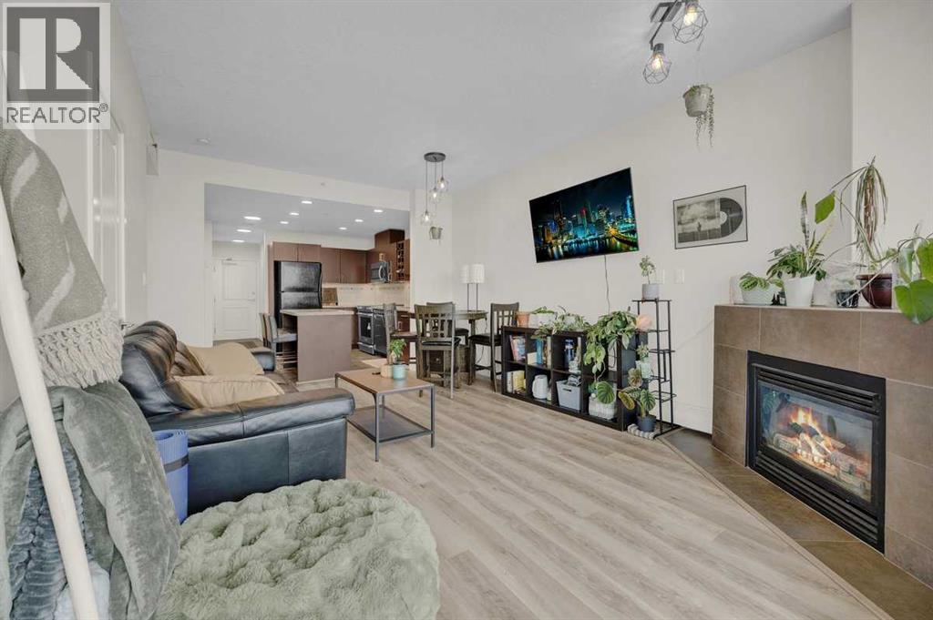#2203 77 Spruce Place SW - 17