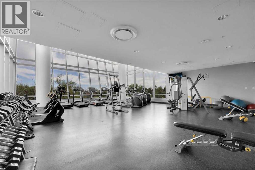 #2203 77 Spruce Place SW - 31