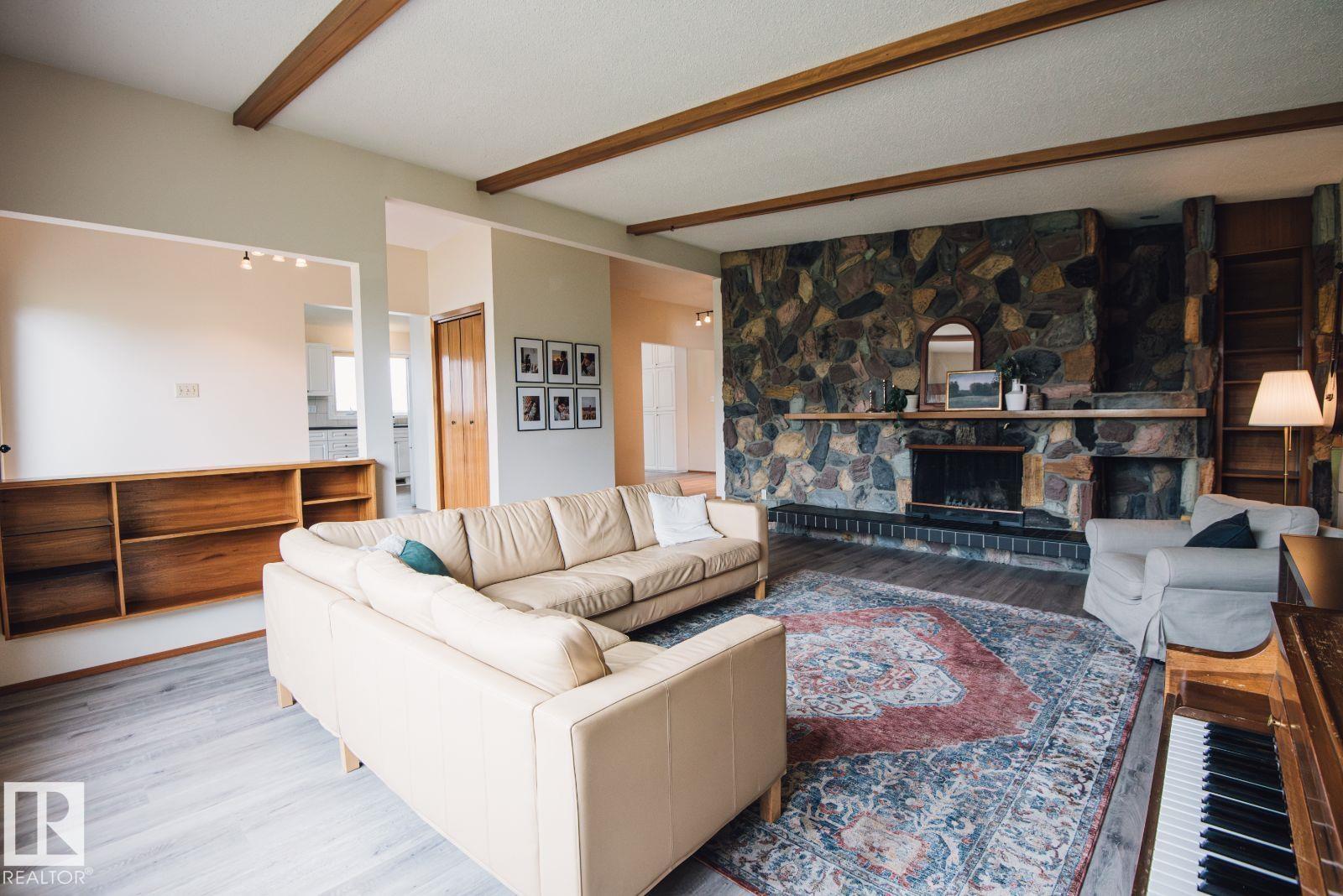 14916 94 ST NW - 12