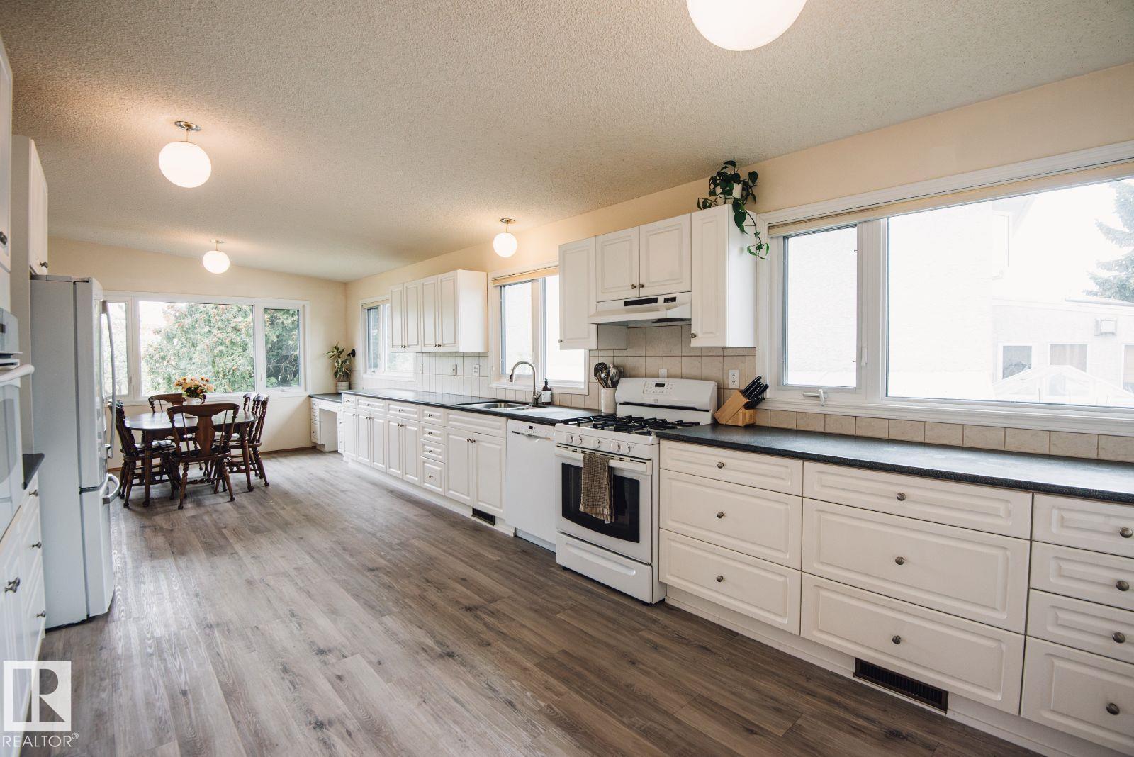 14916 94 ST NW - 21
