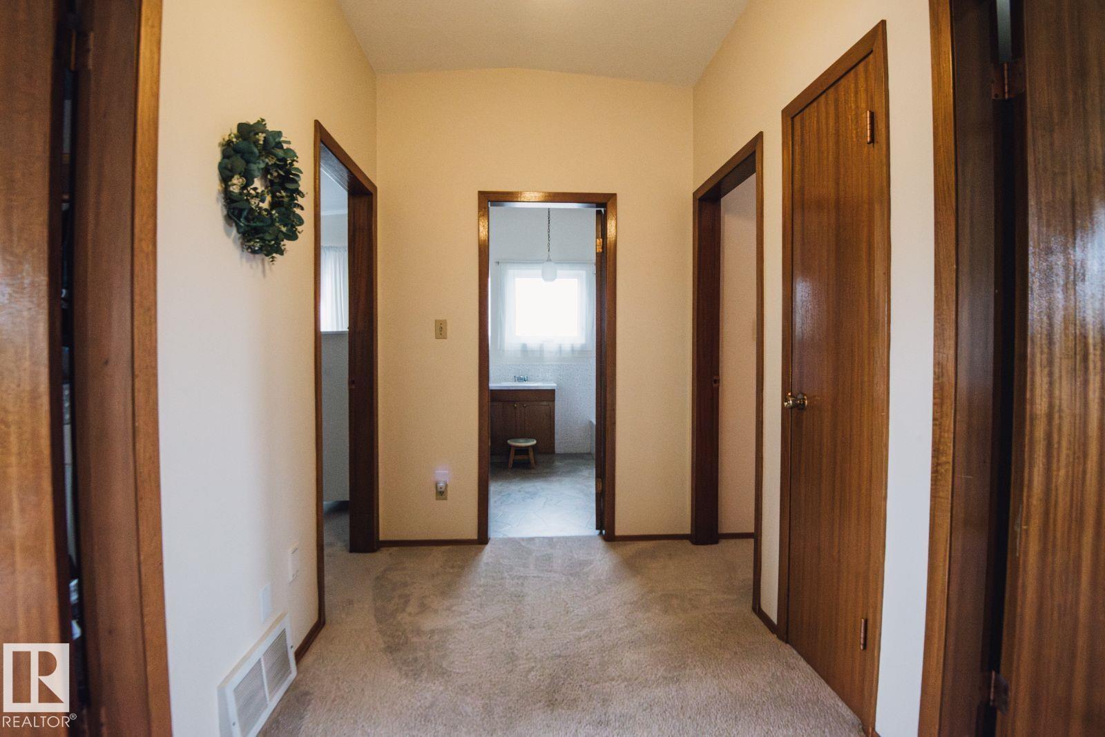 14916 94 ST NW - 29