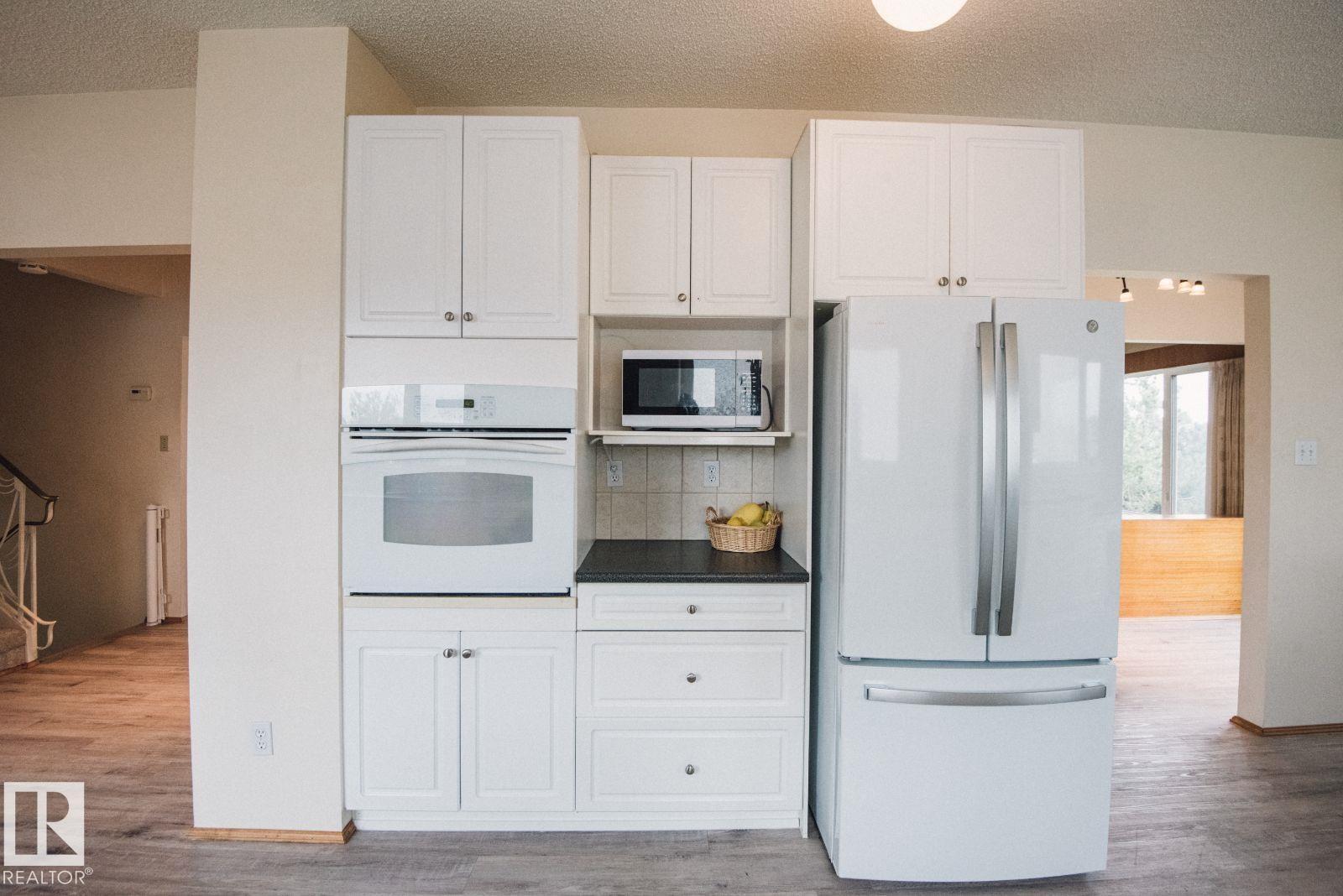 14916 94 ST NW - 19