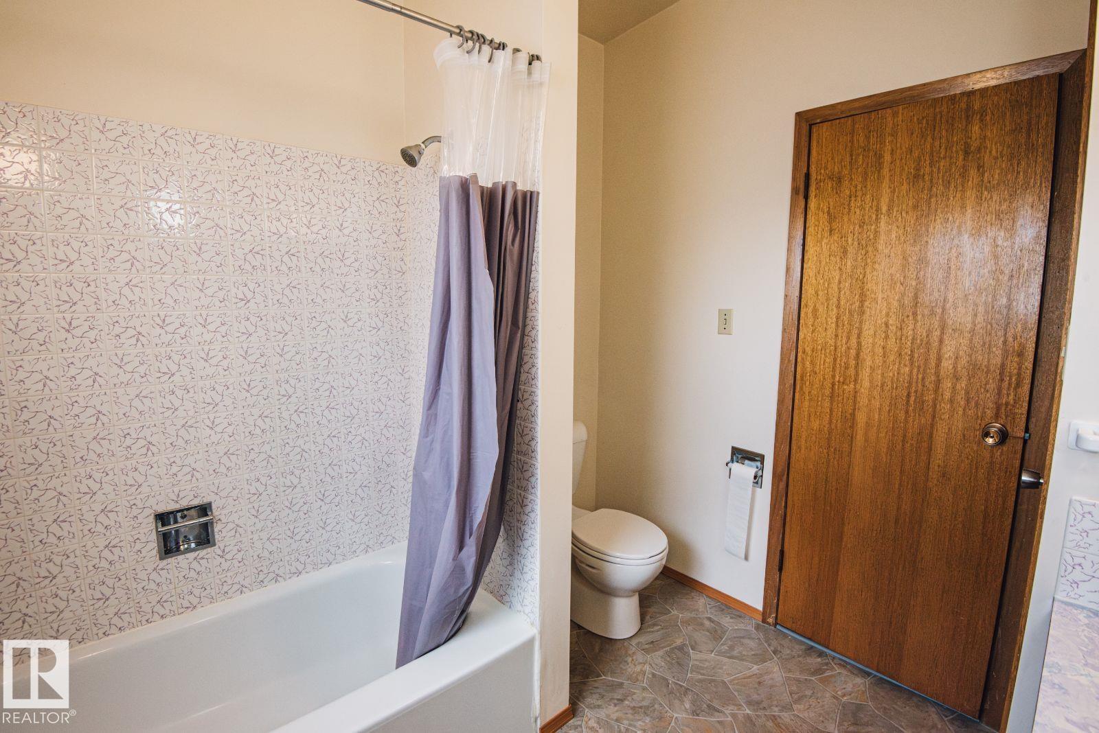 14916 94 ST NW - 41