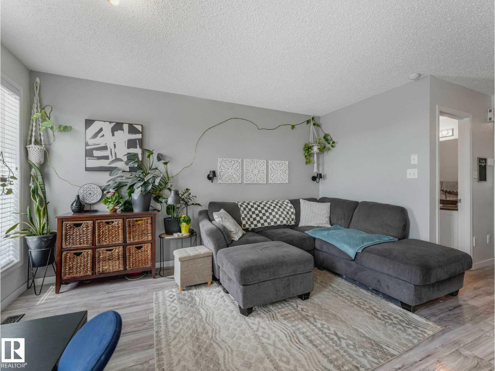 2816 26 ST NW - 17