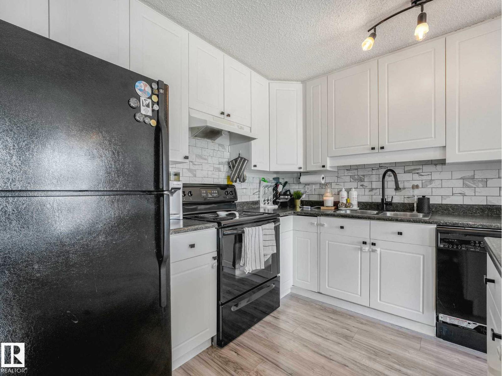 2816 26 ST NW - 10