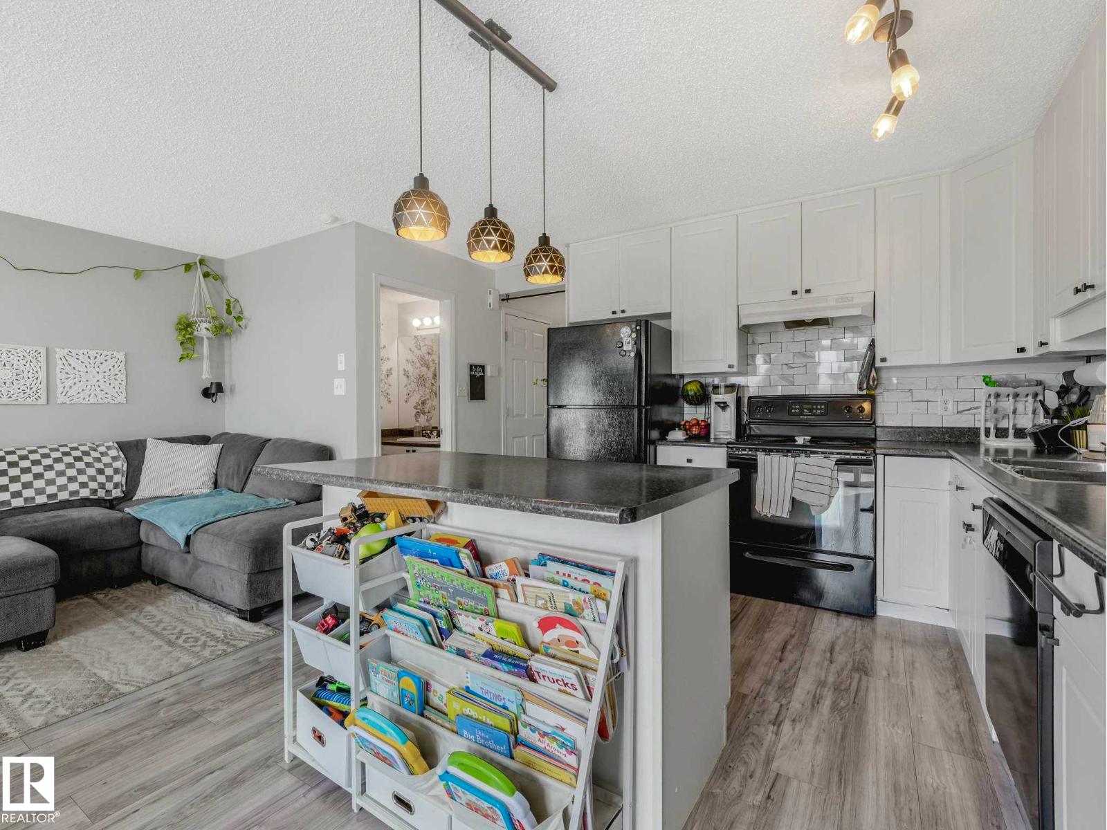 2816 26 ST NW - 9